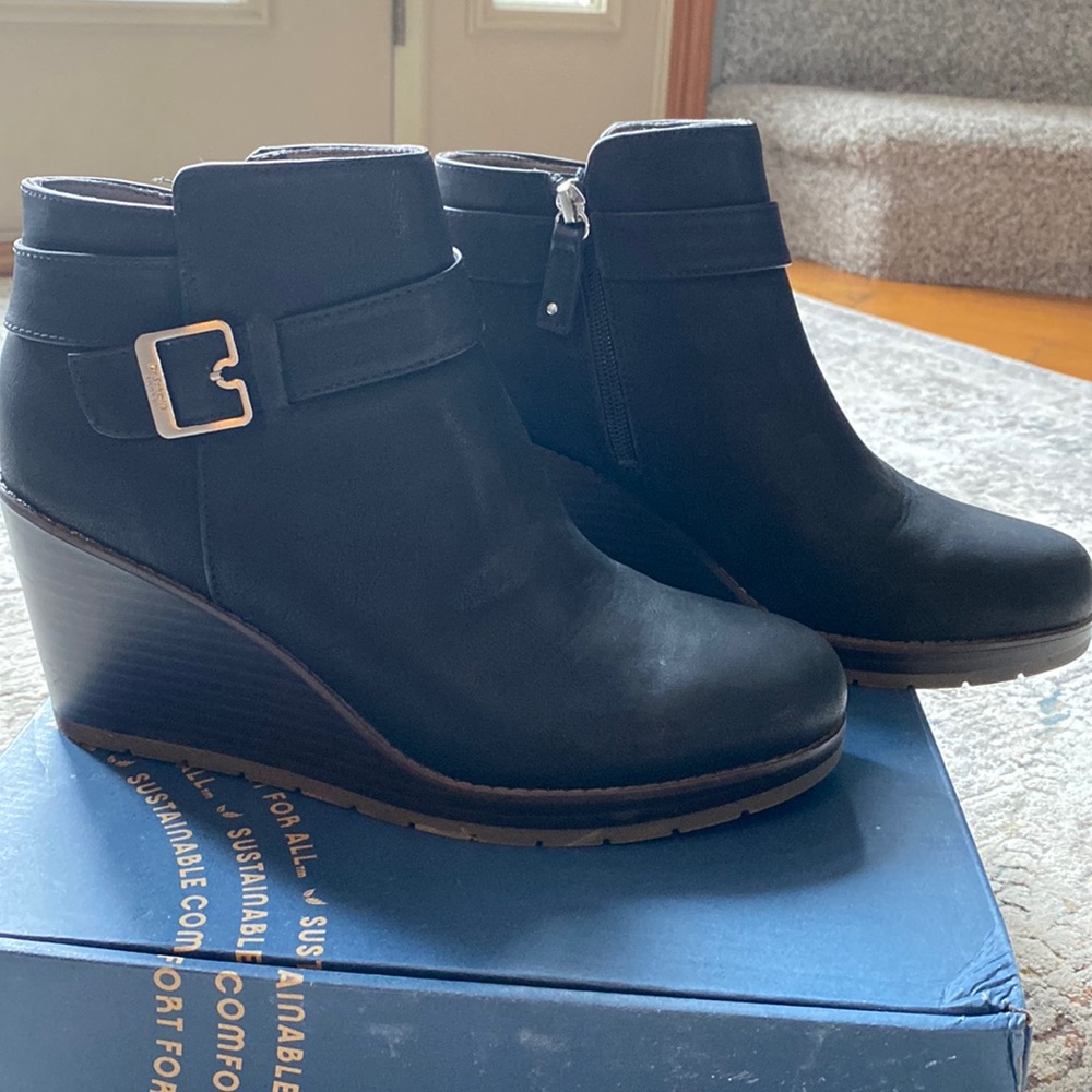 Size 8.5 Wedge Ankle Booties - Dr. Scholl's